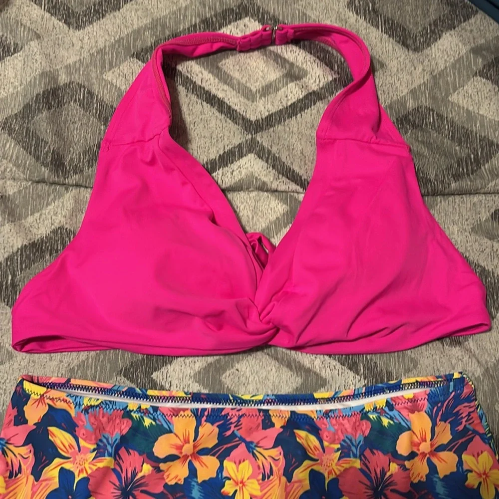 NWOT Vibrant Pink and Multicolor Swimsuit Bikini